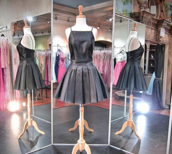 Cute Spaghetti Straps Black Lace Short Homecoming Dress 19th Birthday Outfits Y9911 main image 1